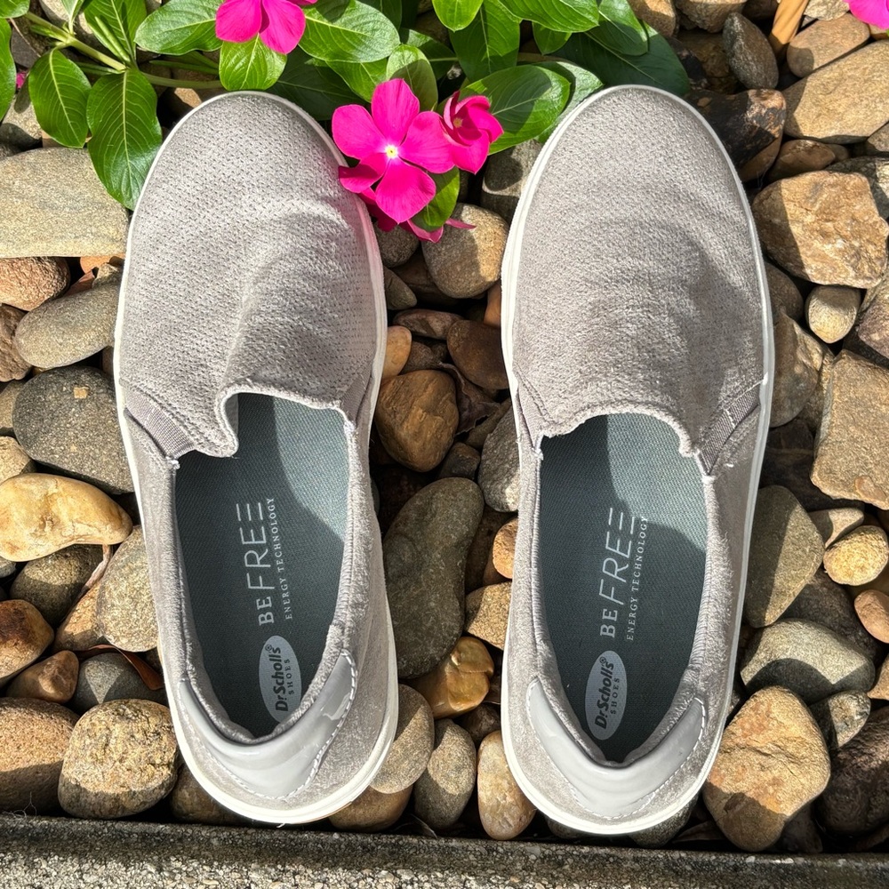 Dr. Scholl's Light Gray Be Free Slip-On Shoes Size 7